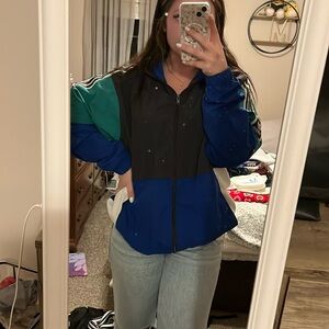 VINTAGE Adidas windbreaker!